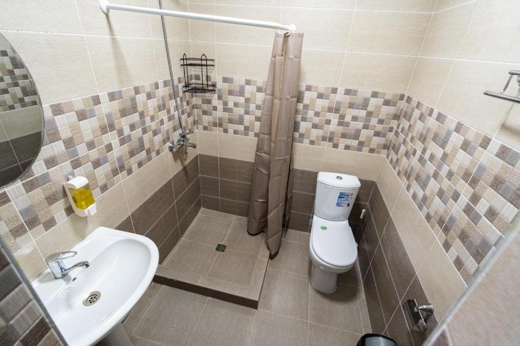 Muras Hotel Karakol Ngoại thất bức ảnh