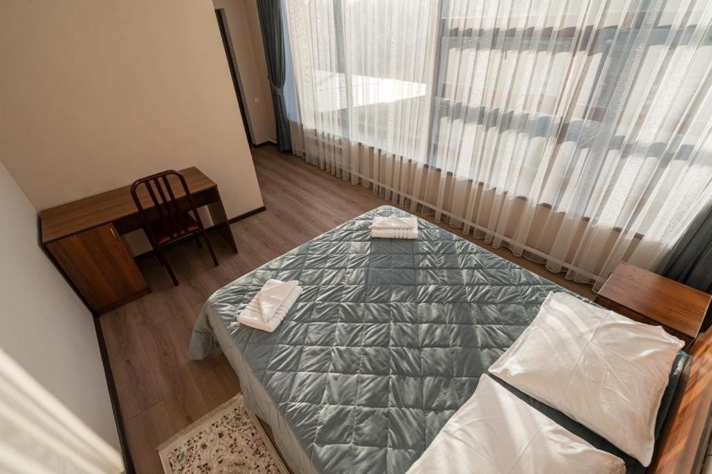 Muras Hotel Karakol Ngoại thất bức ảnh
