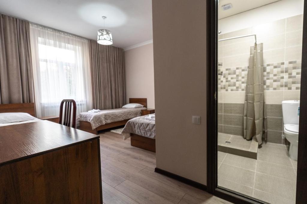 Muras Hotel Karakol Ngoại thất bức ảnh
